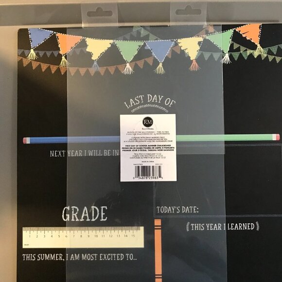 NEW first and last day of school chalkboard for photos. Grade, age, teacher - Picture 4 of 5